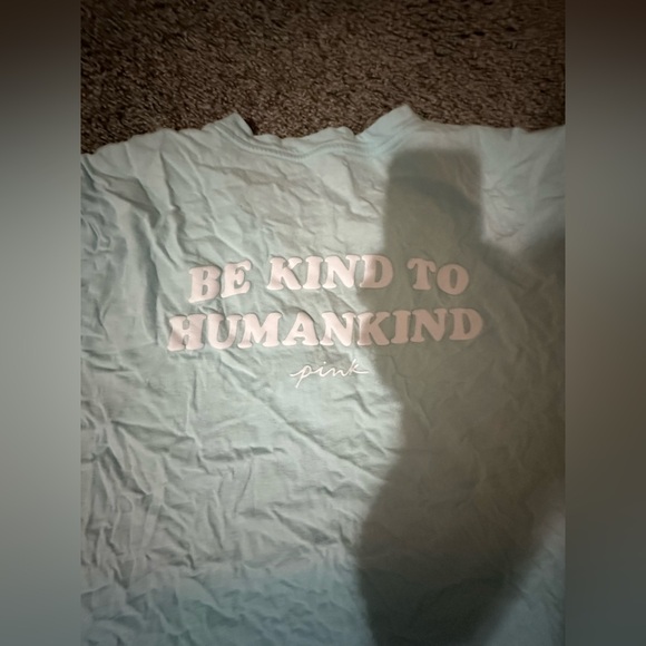 Vs pink v neck - Picture 2 of 3